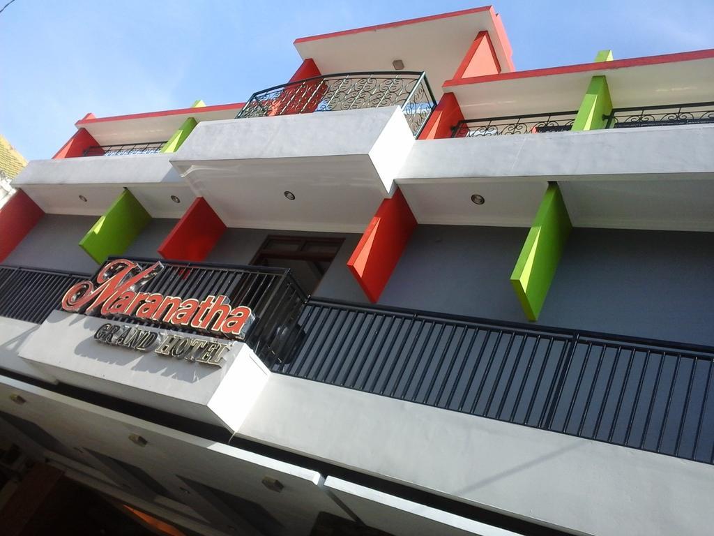 Maranatha Grand Hotel Yogyakarta Exteriör bild