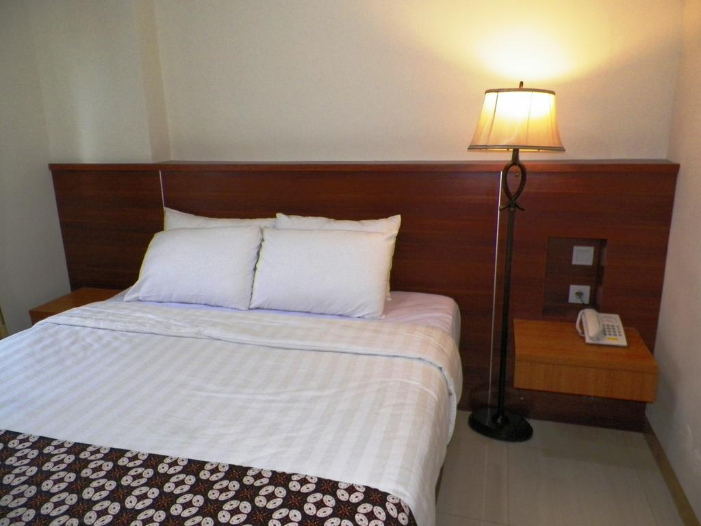 Maranatha Grand Hotel Yogyakarta Exteriör bild